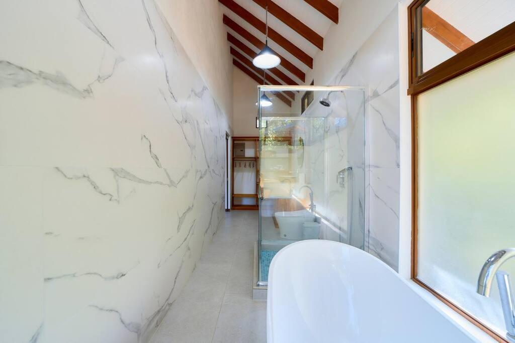 Casa Kristel - Exquisite Villa Getaway Puerto Viejo de Talamanca Екстер'єр фото