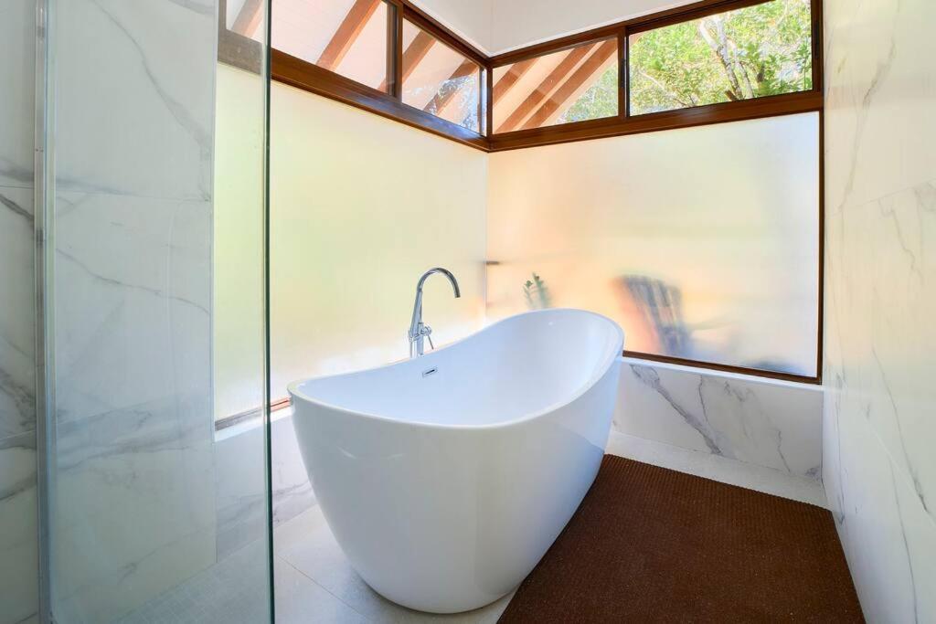 Casa Kristel - Exquisite Villa Getaway Puerto Viejo de Talamanca Екстер'єр фото